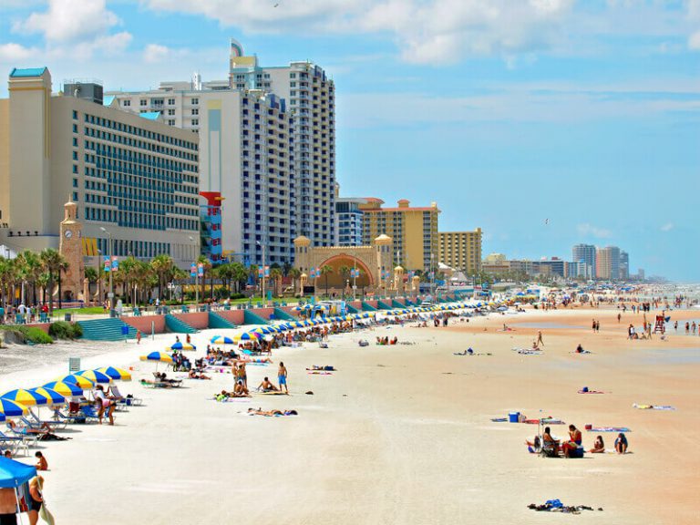 8 Reasons To Move To Daytona Beach In 2024 Adams Van Lines   Top 8 Reasons To Move To Daytona Beach In 2021s Adams Van Lines 768x576 